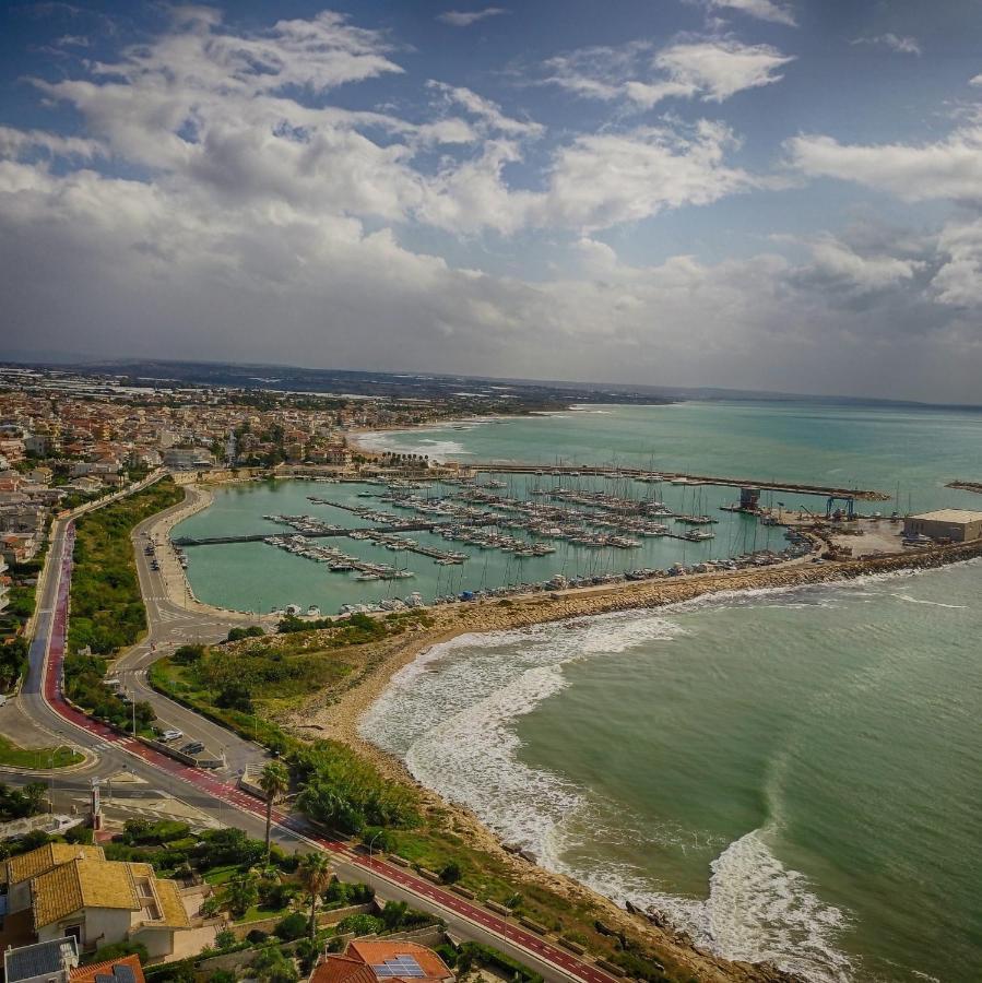 Appartamento Casa Med Marina di Ragusa Esterno foto